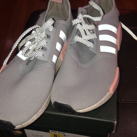 NMD_R1 W with reflective Adidas stripes - Picture 8 of 8